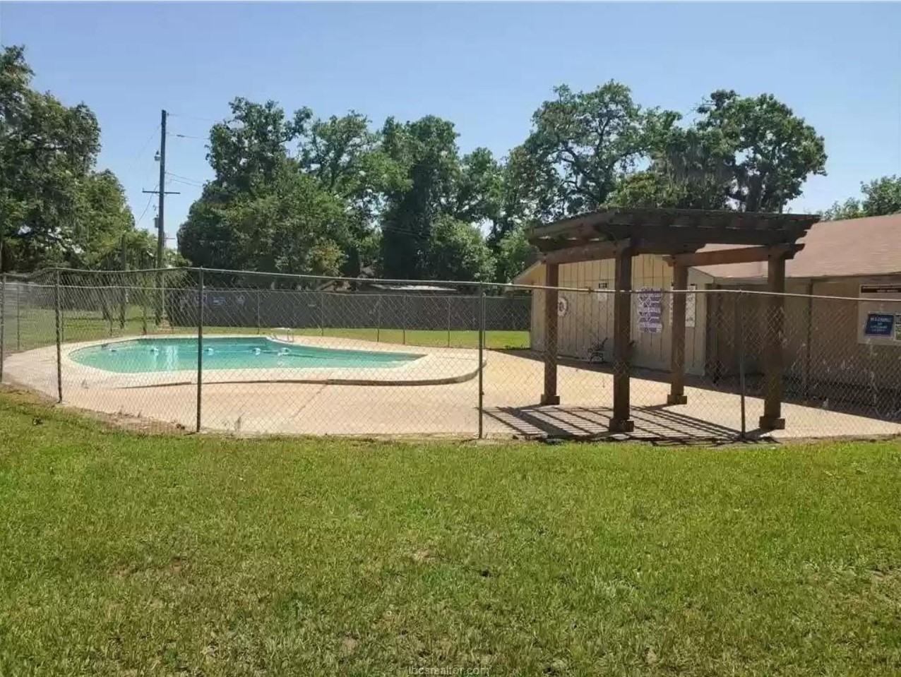0 Lake Shore Drive Hempstead, TX 77445 - Photo 8 of 13 a view of a park