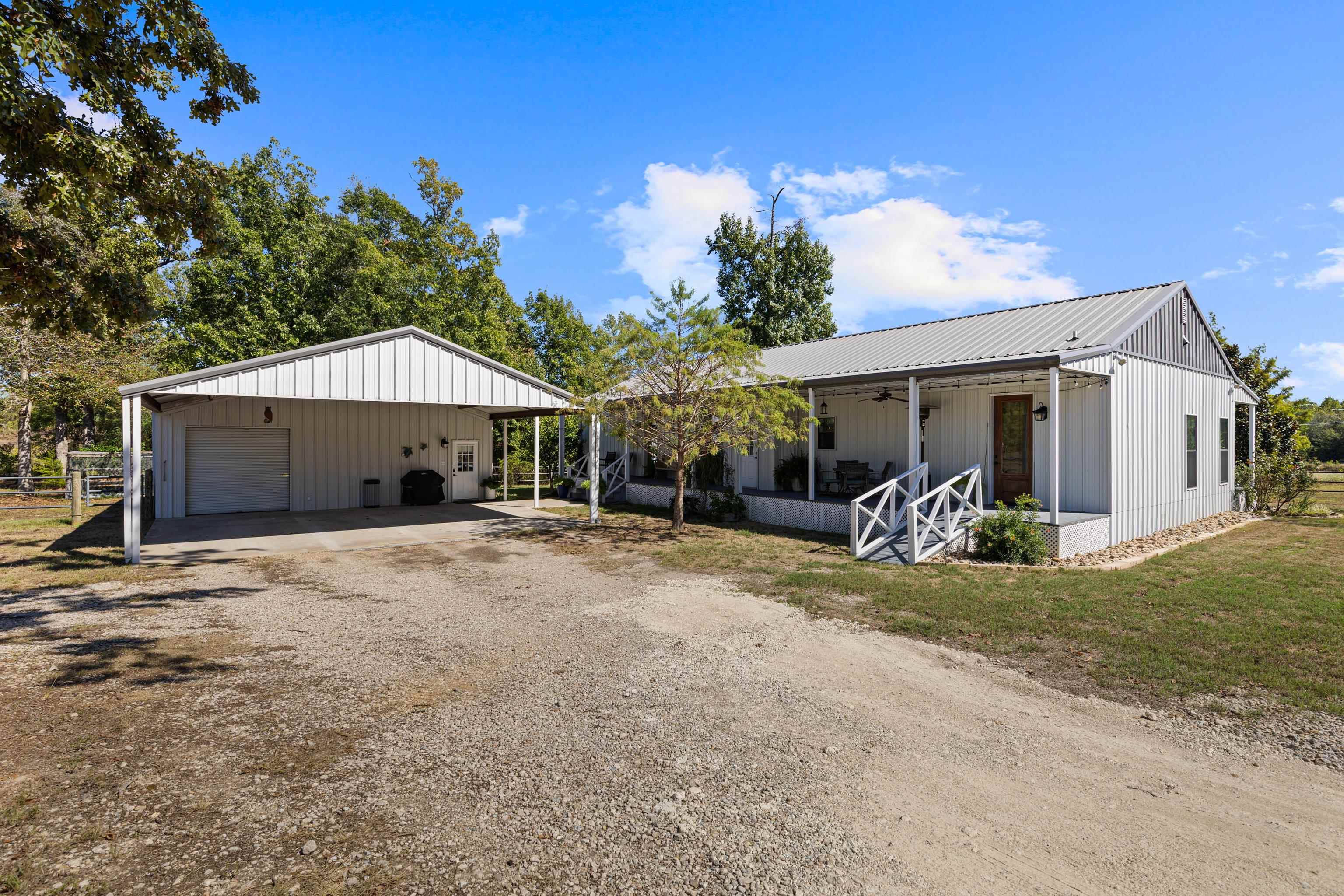 2379 Cherry Laurel Road Gilmer, TX 75645 - Photo 10 of 50 Gallery Image 10