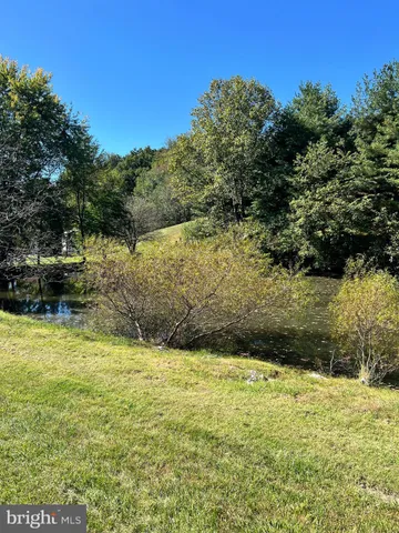 $3,300 | 10521 Brenda Avenue, Ijamsville, MD 21754