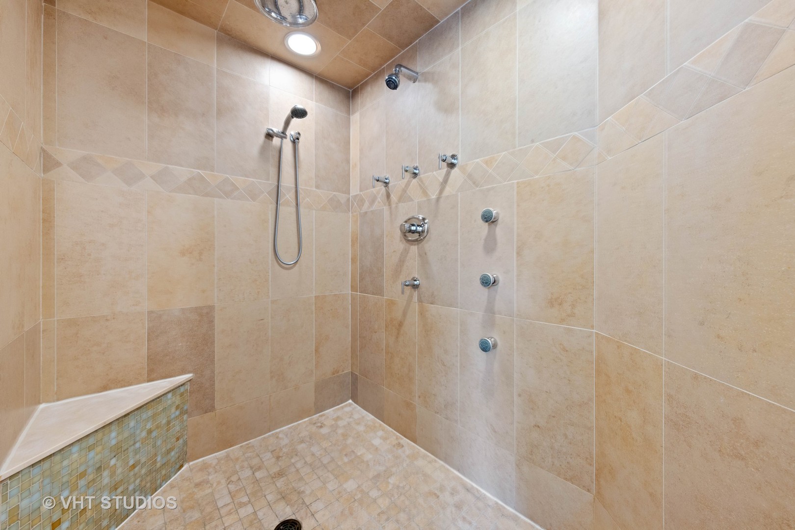 606 Riford Road Glen Ellyn, IL 60137 - Photo 15 of 32