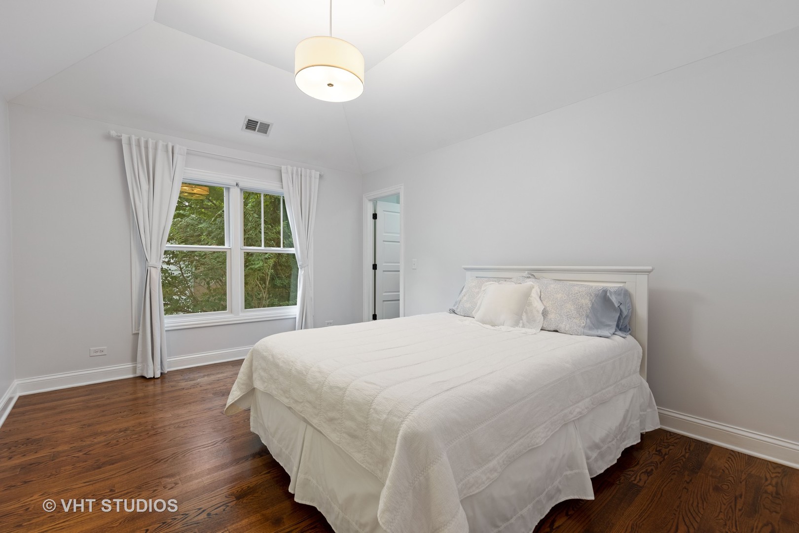 606 Riford Road Glen Ellyn, IL 60137 - Photo 20 of 32