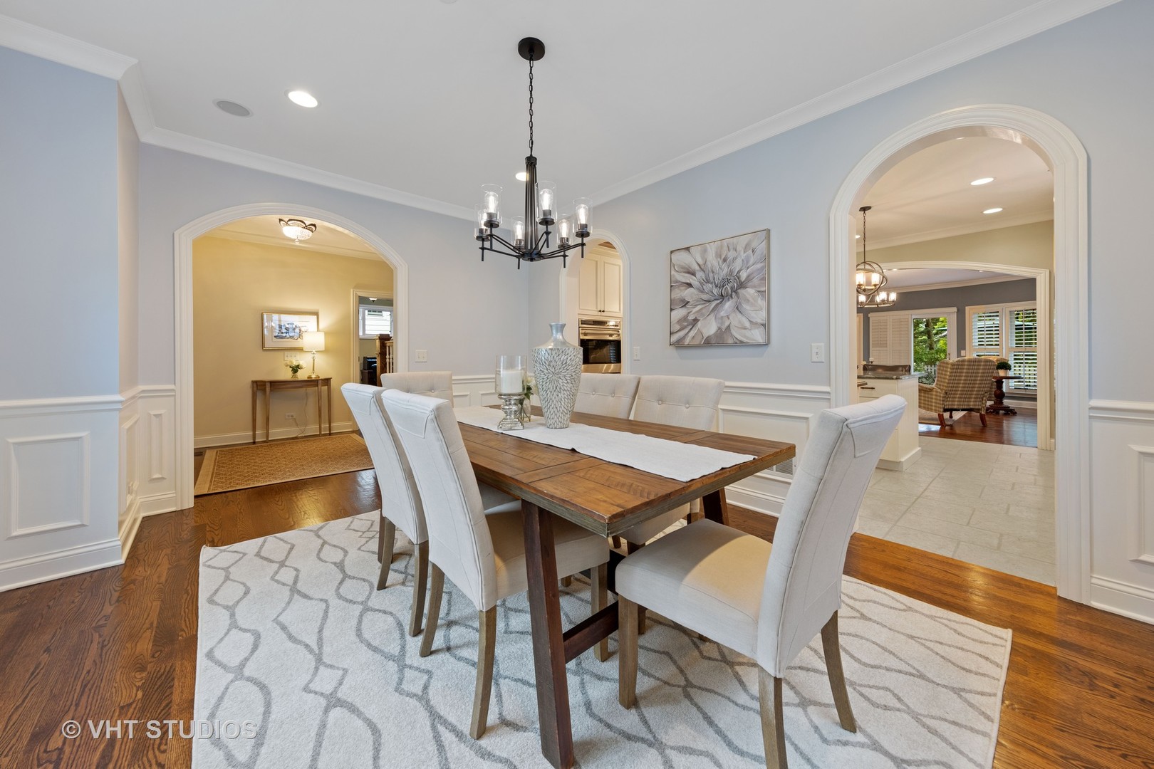 606 Riford Road Glen Ellyn, IL 60137 - Photo 3 of 32