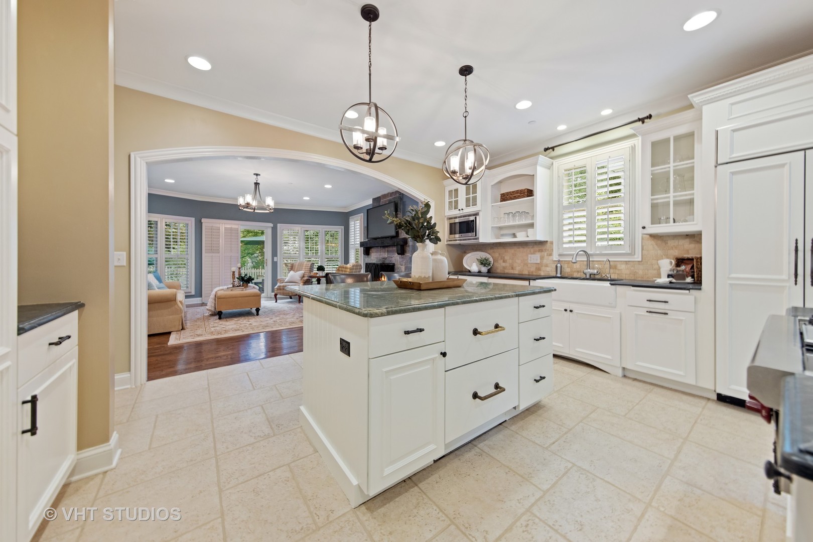 606 Riford Road Glen Ellyn, IL 60137 - Photo 4 of 32