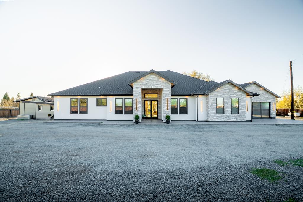 3285 Baseline Road Roseville, CA 95747 - Photo 1 of 96