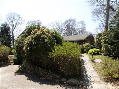 36 Wilson Road Woods Hole, MA 02543 - Photo 3 of 19 Additional Photo