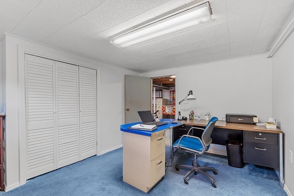 6 Wildes Road Chelmsford, MA 01824 - Photo 29 of 42 a view of a workspace with furniture