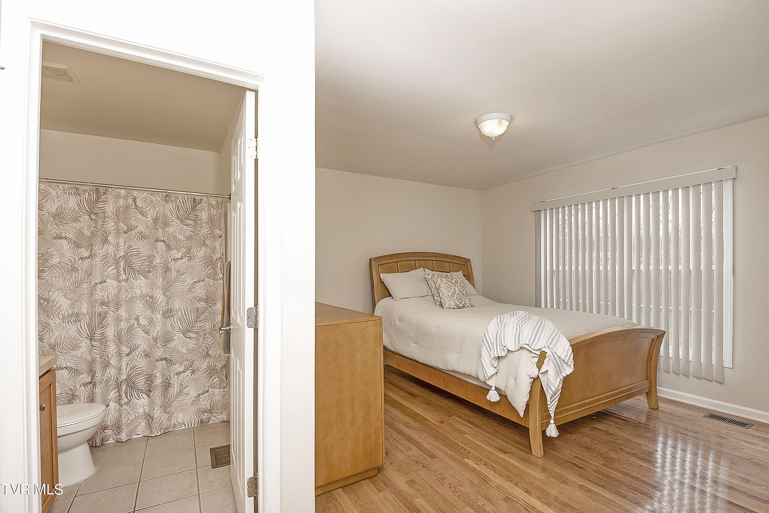 18410 Fortunes Way, Unit N/A Abingdon, VA 24210 - Photo 7 of 13 MASTER 1