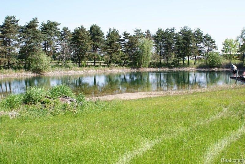 1540 Clark Road Lapeer, MI 48446 - Photo 20 of 23 DSC01004.JPG