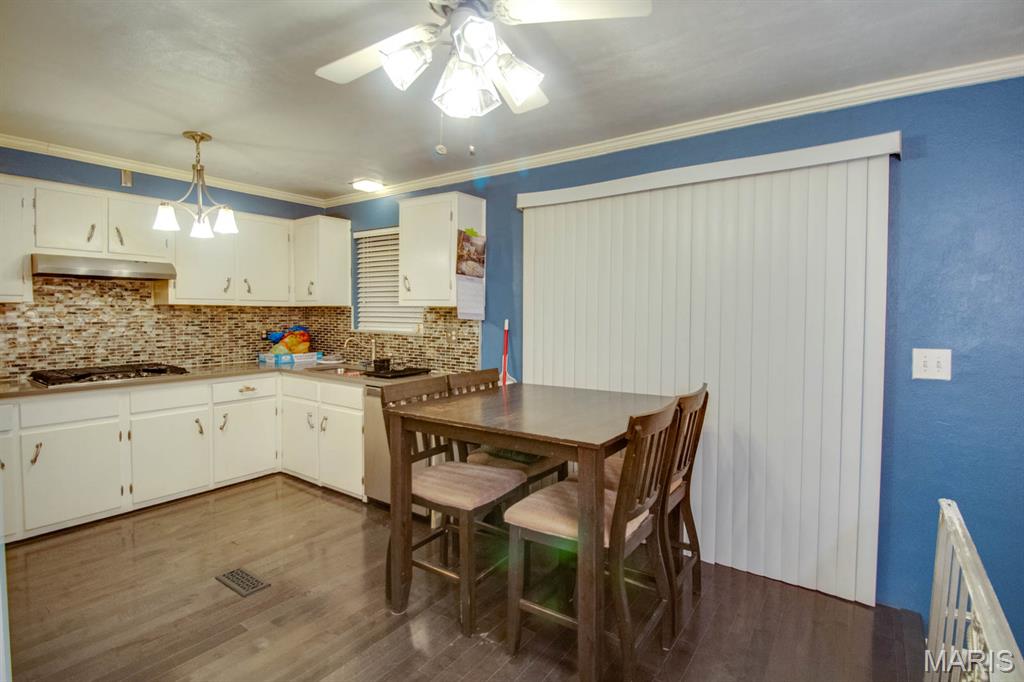 2 Chapel Court Collinsville, IL 62234 - Photo 8 of 31