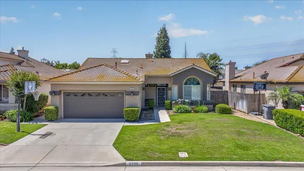 $439,900 | 6235 West Chennault Avenue, Fresno, CA 93722