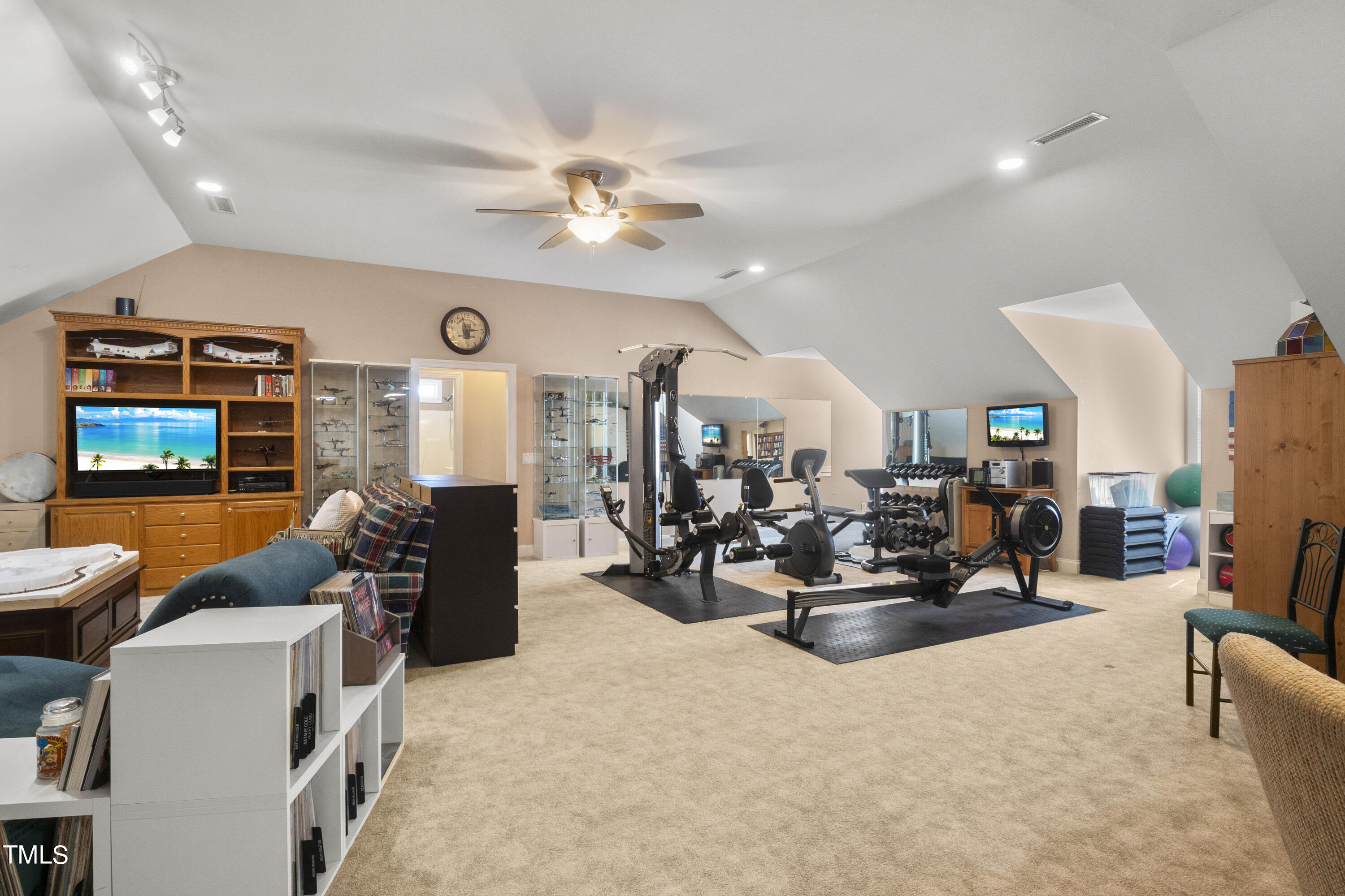 5504 Yates Mill Pond Road Raleigh, NC 27606 - Photo 28 of 56 a view of a room with gym equipment