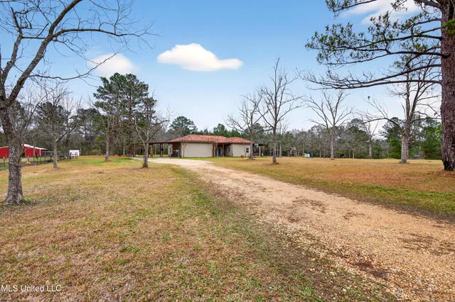 $349,000 | 80 Los Nogales Boulevard, Poplarville, MS 39470