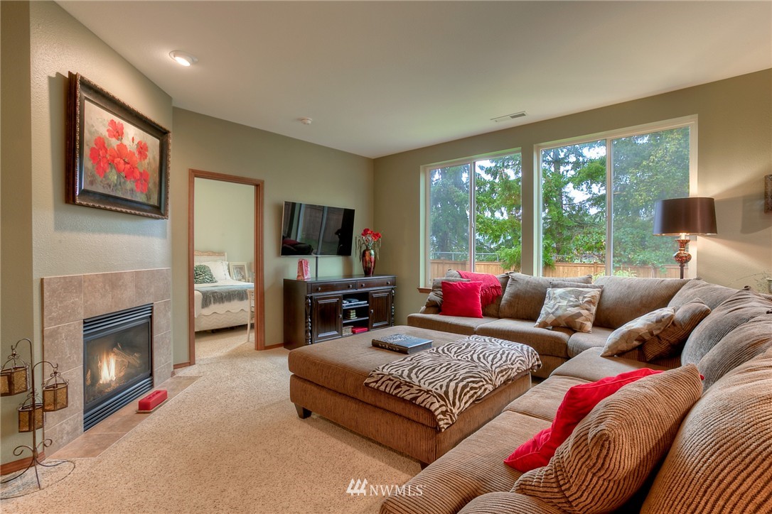 3415 170th Place Southeast Bothell, WA 98012 - Photo 5 of 20