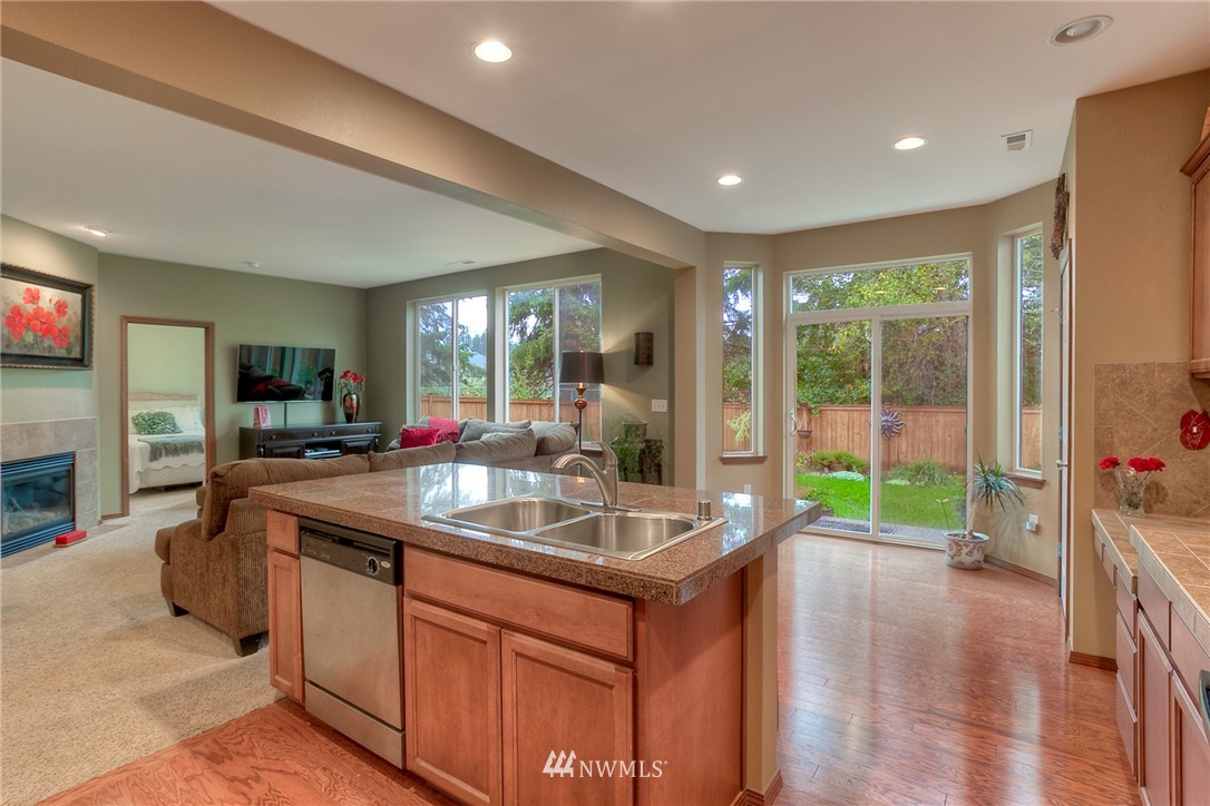 3415 170th Place Southeast Bothell, WA 98012 - Photo 8 of 20