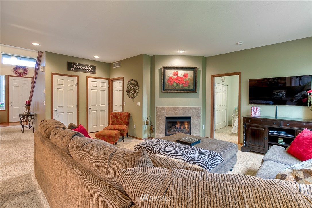 3415 170th Place Southeast Bothell, WA 98012 - Photo 9 of 20