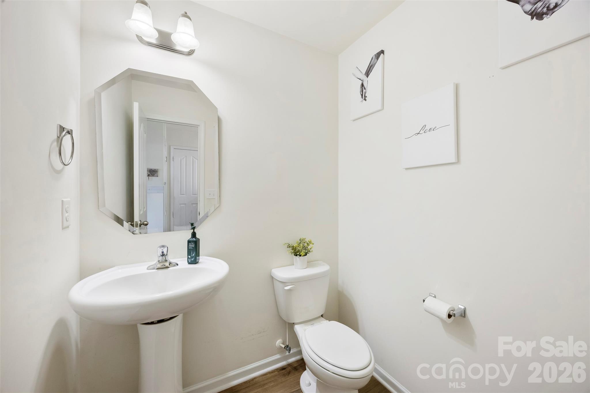 4715 McClure Road Charlotte, NC 28216 - Photo 13 of 42