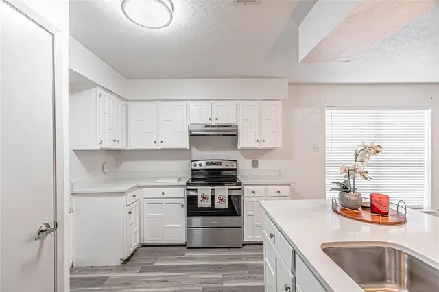 $249,900 | 1313 Oakbluff Drive, Lancaster, TX 75146