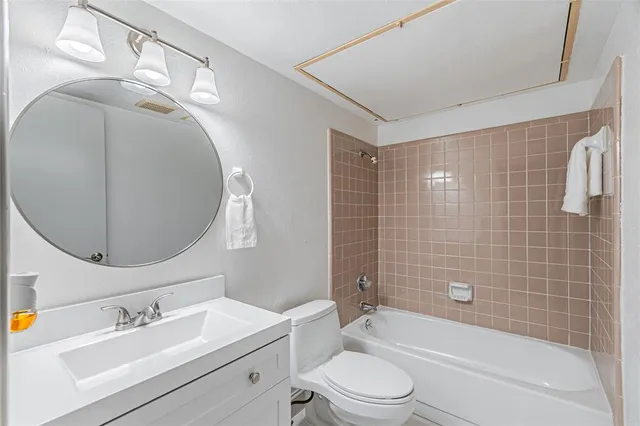 $249,900 | 1313 Oakbluff Drive, Lancaster, TX 75146