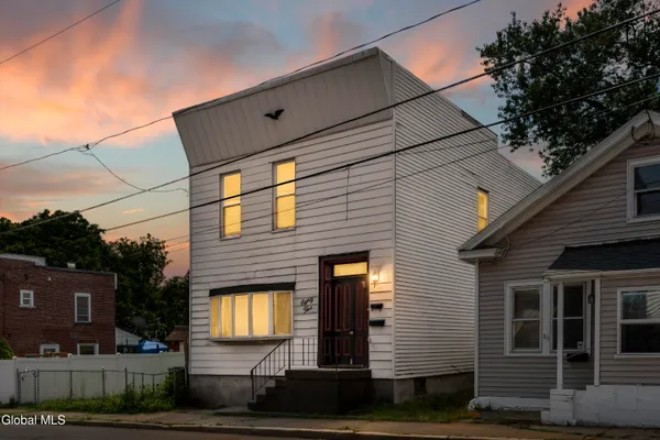 $274,999 | 85 Lancaster Street, Cohoes, NY 12047