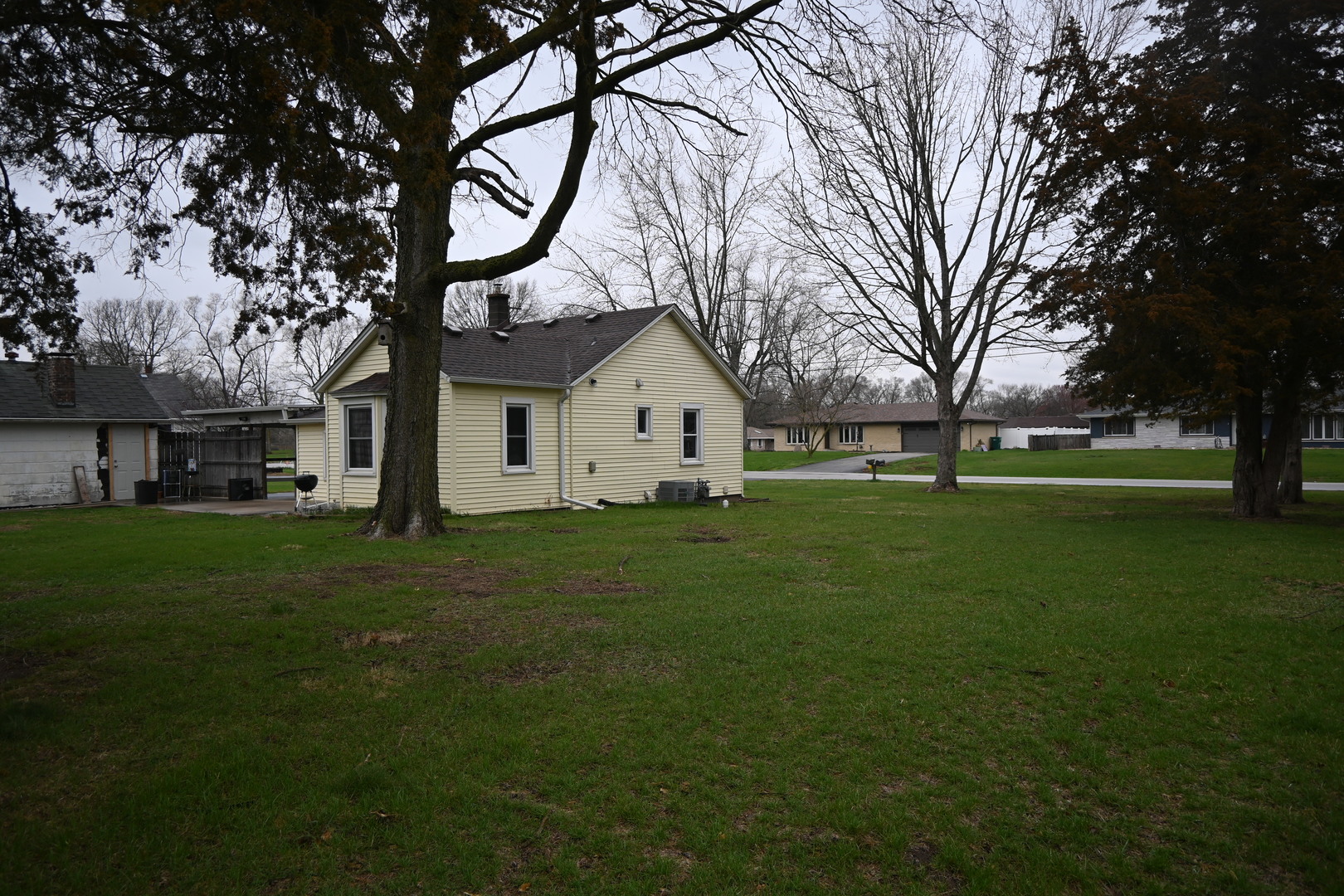 185 West Southmor Road Morris, IL 60450 - Photo 12 of 62