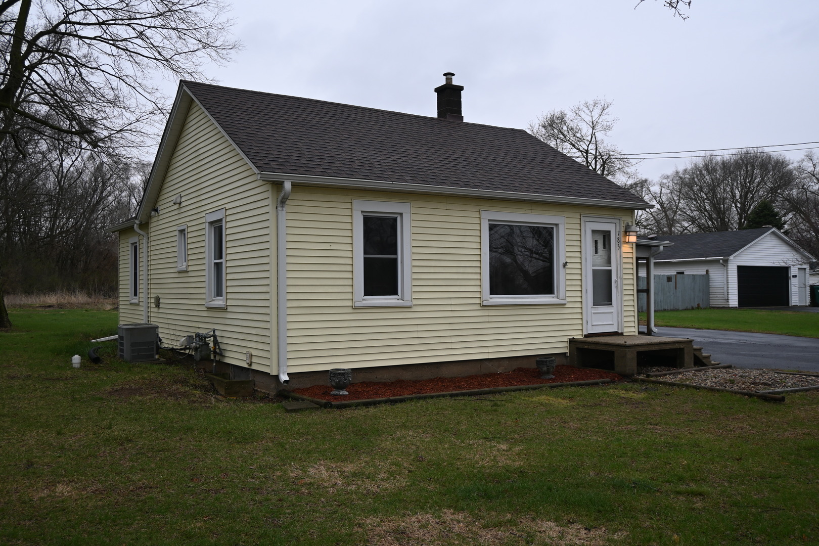 185 West Southmor Road Morris, IL 60450 - Photo 8 of 62