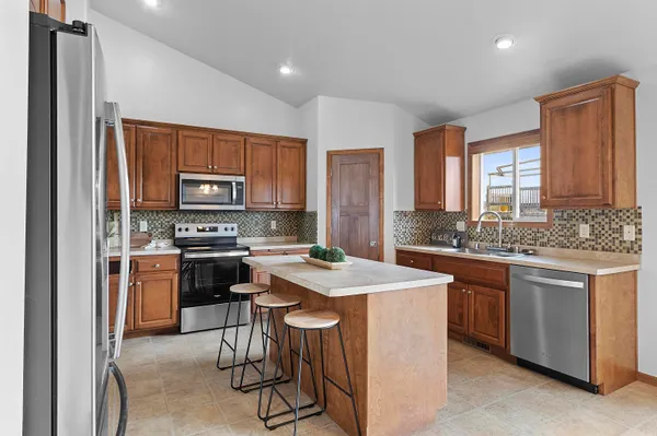 $399,900 | 2135 West Melcorn Circle, De Pere, WI 54115