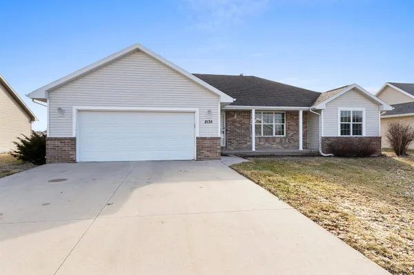 $399,900 | 2135 West Melcorn Circle, De Pere, WI 54115