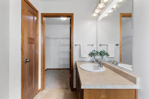 $399,900 | 2135 West Melcorn Circle, De Pere, WI 54115