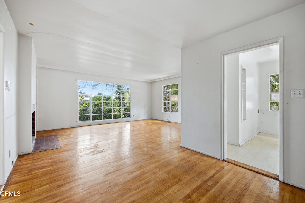 808 Valley View Road South Pasadena, CA 91030 - Photo 3 of 13 03 - Valley View (808)