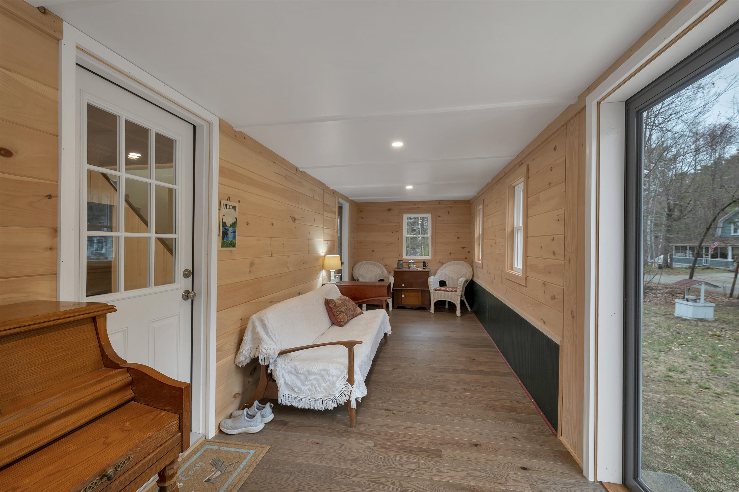 40 Emery Lane Wakefield, NH 03830 - Photo 7 of 45