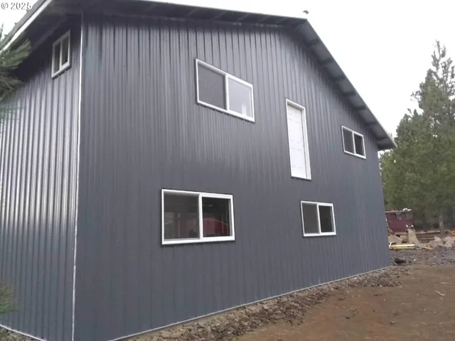 $1,450,000 | 73210 Kingsbury Lane, Elgin, OR 97827