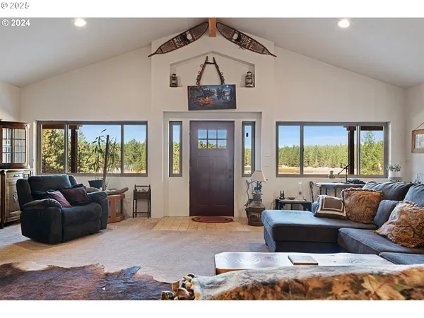 $1,450,000 | 73210 Kingsbury Lane, Elgin, OR 97827