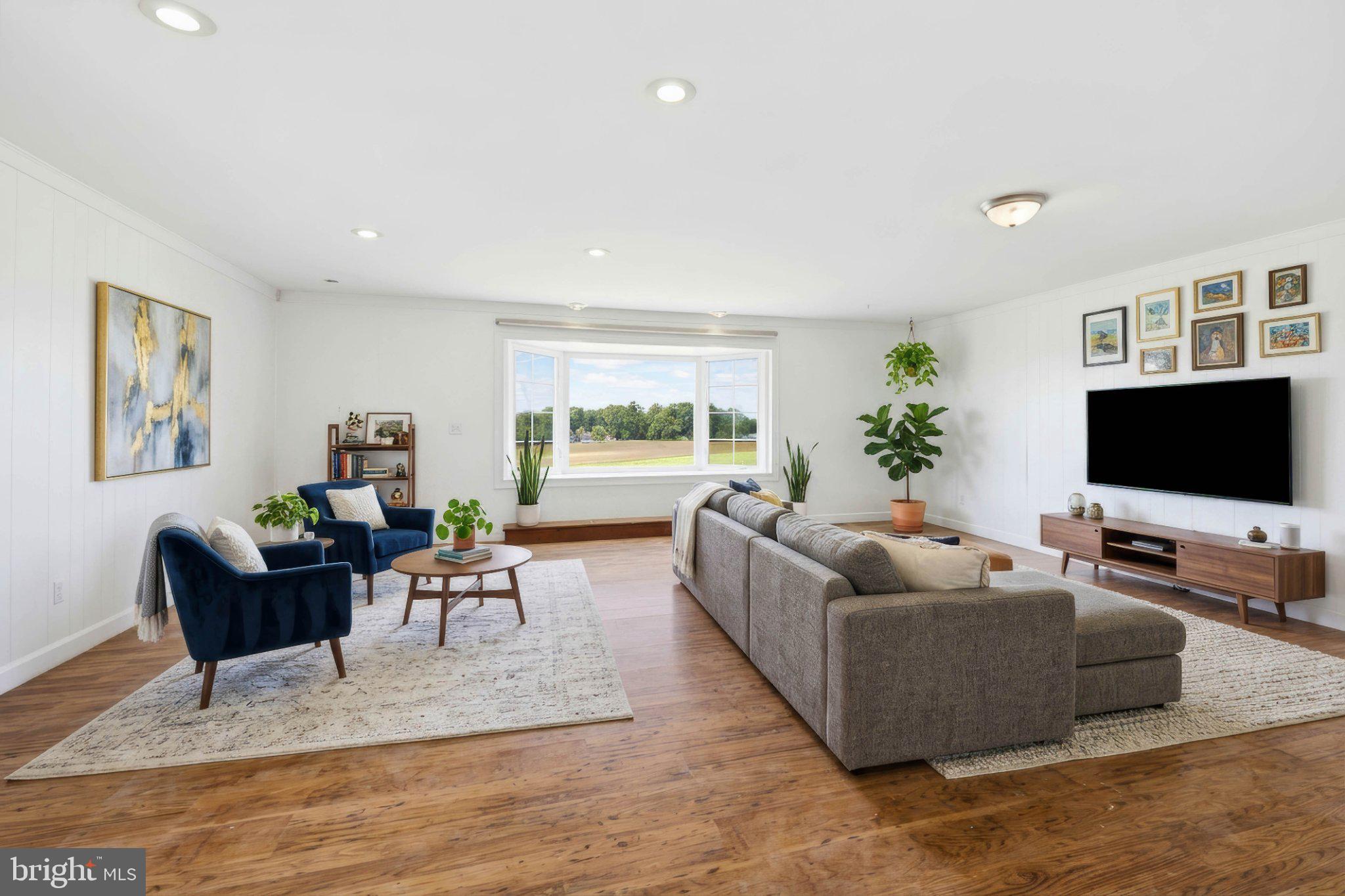 367 Strawberry Road New Freedom, PA 17349 - Photo 5 of 27 Gallery Image 5