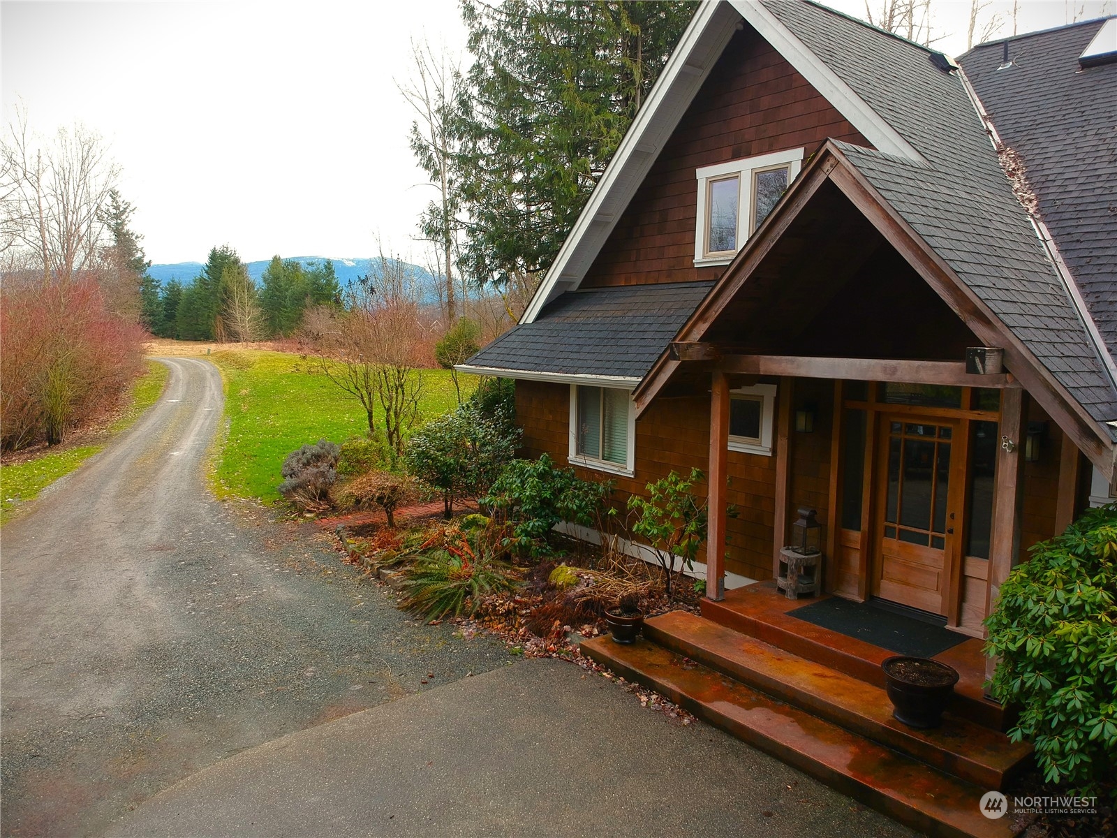 1501 Kelly Road Bellingham, WA 98226 - Photo 40 of 40 a front view of a house with garden