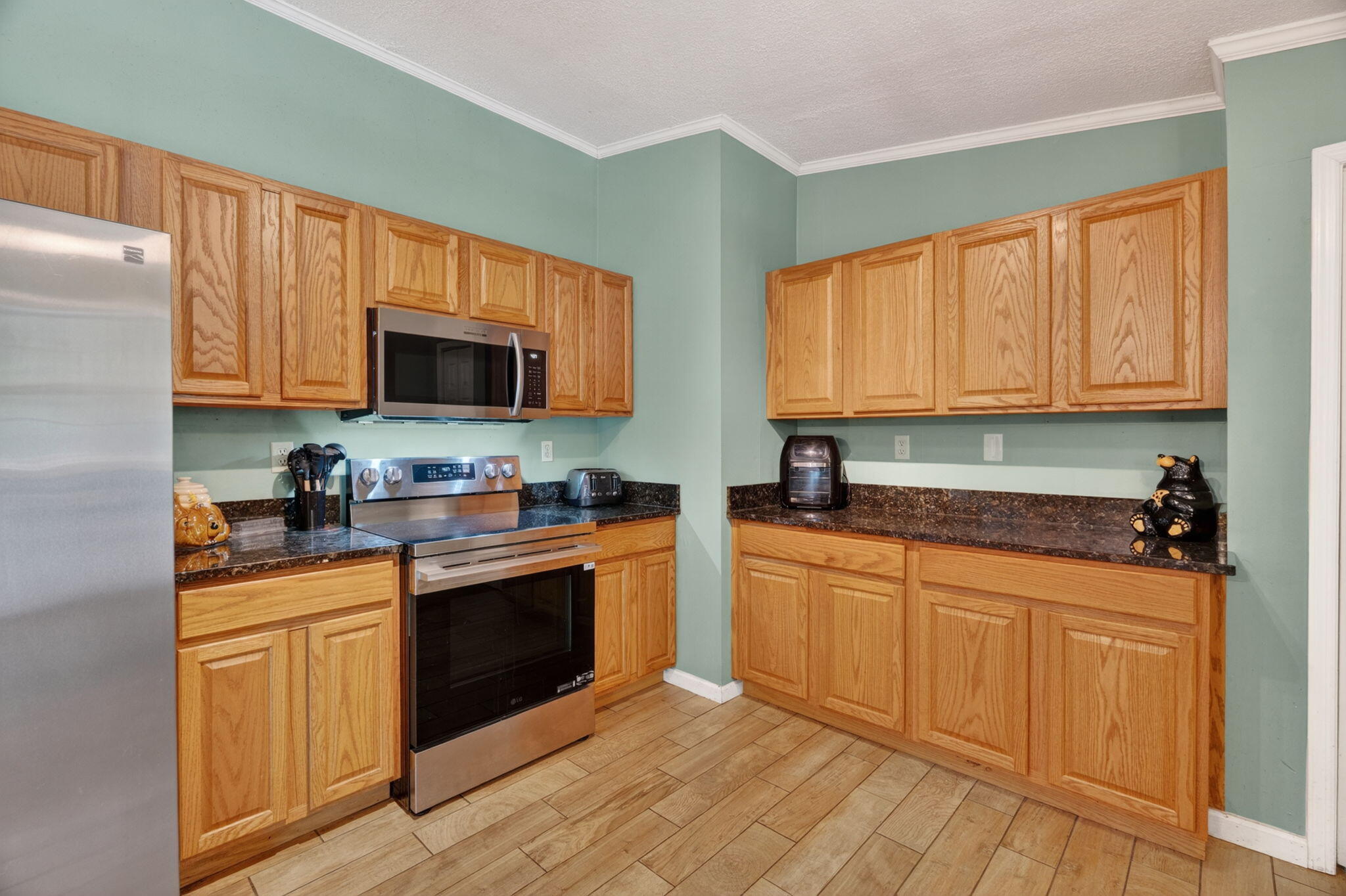 54 Mark Street Lewiston, ME 04240 - Photo 7 of 63 11-web-or-mls-54-mark-st