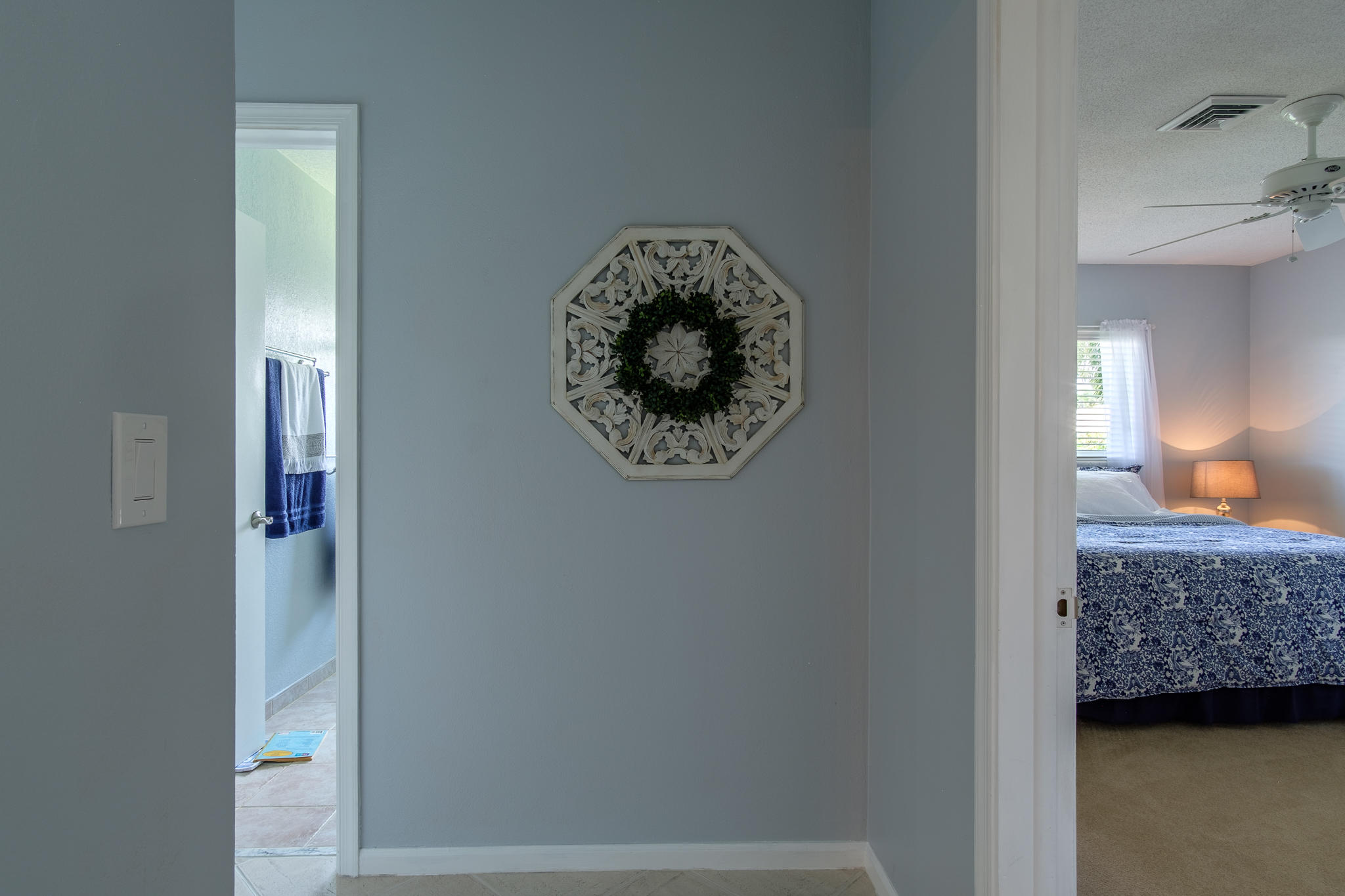 1322 Walnut Terrace Boca Raton, FL 33486 - Photo 24 of 30 hallway