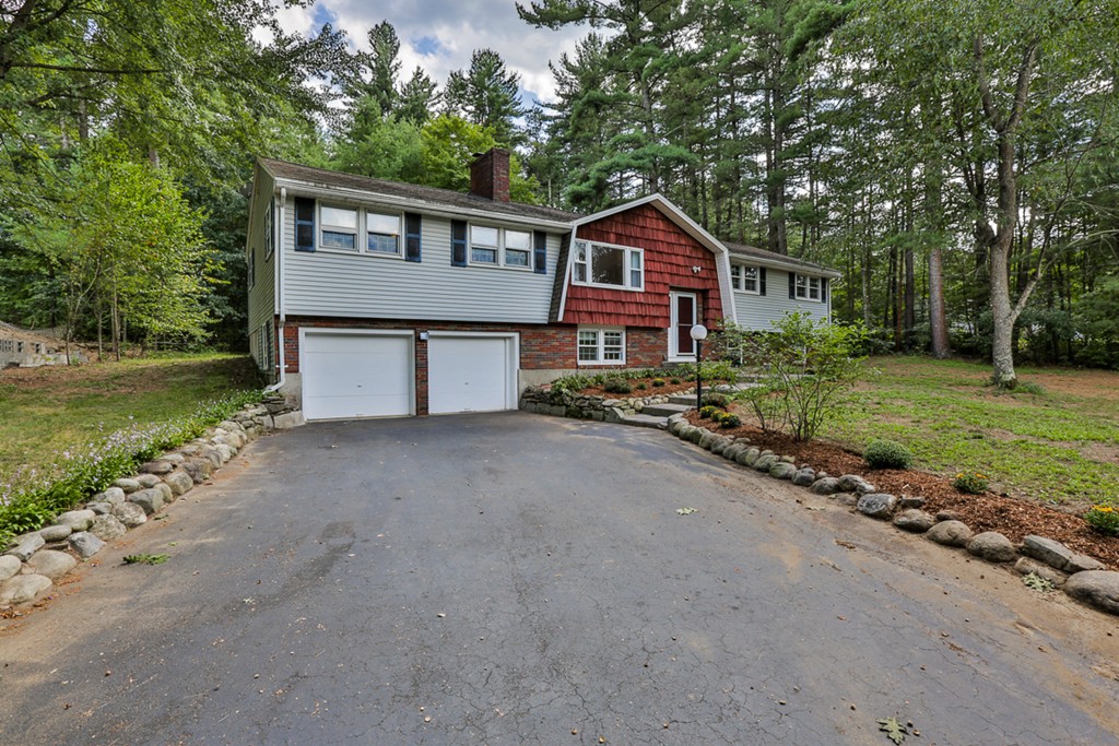 109 Lowell Road Pepperell, MA 01463 - Photo 1 of 19 Gallery Image 1