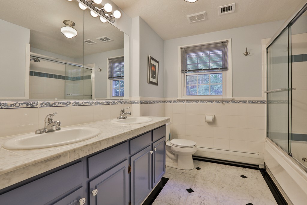 109 Lowell Road Pepperell, MA 01463 - Photo 13 of 19 Gallery Image 13