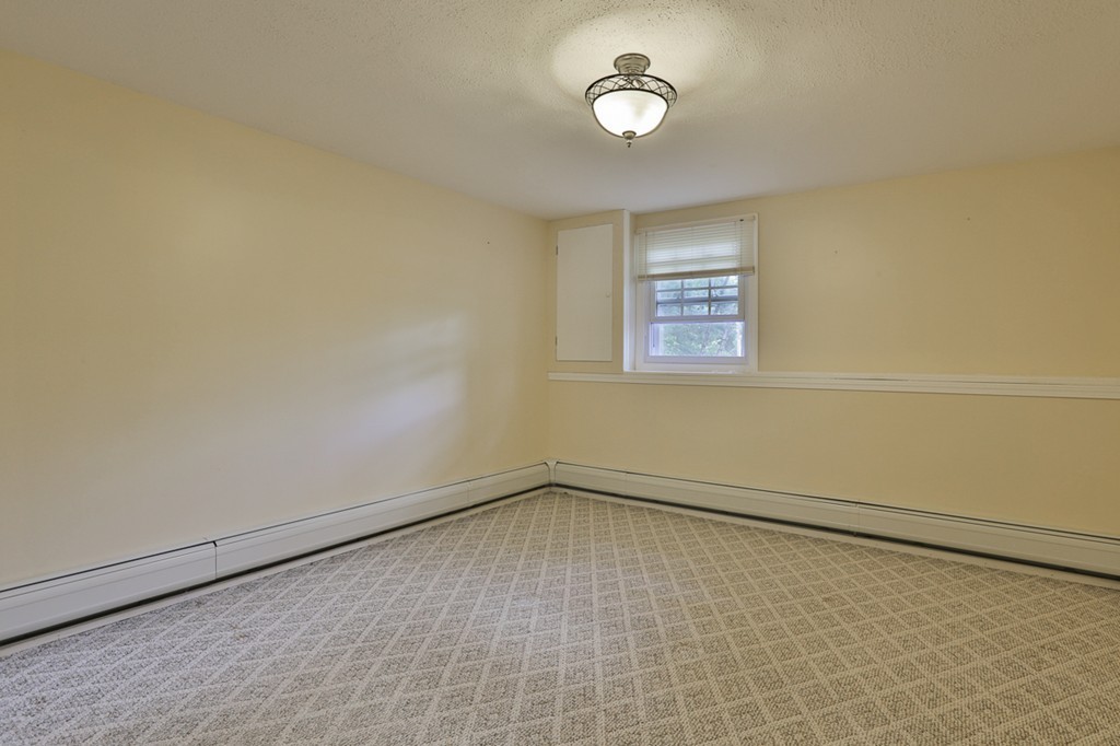 109 Lowell Road Pepperell, MA 01463 - Photo 16 of 19 Gallery Image 16