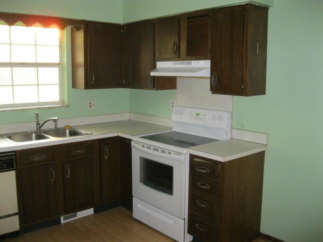 280 Broken Arrow Road Columbus, OH 43230 - Photo 4 of 15