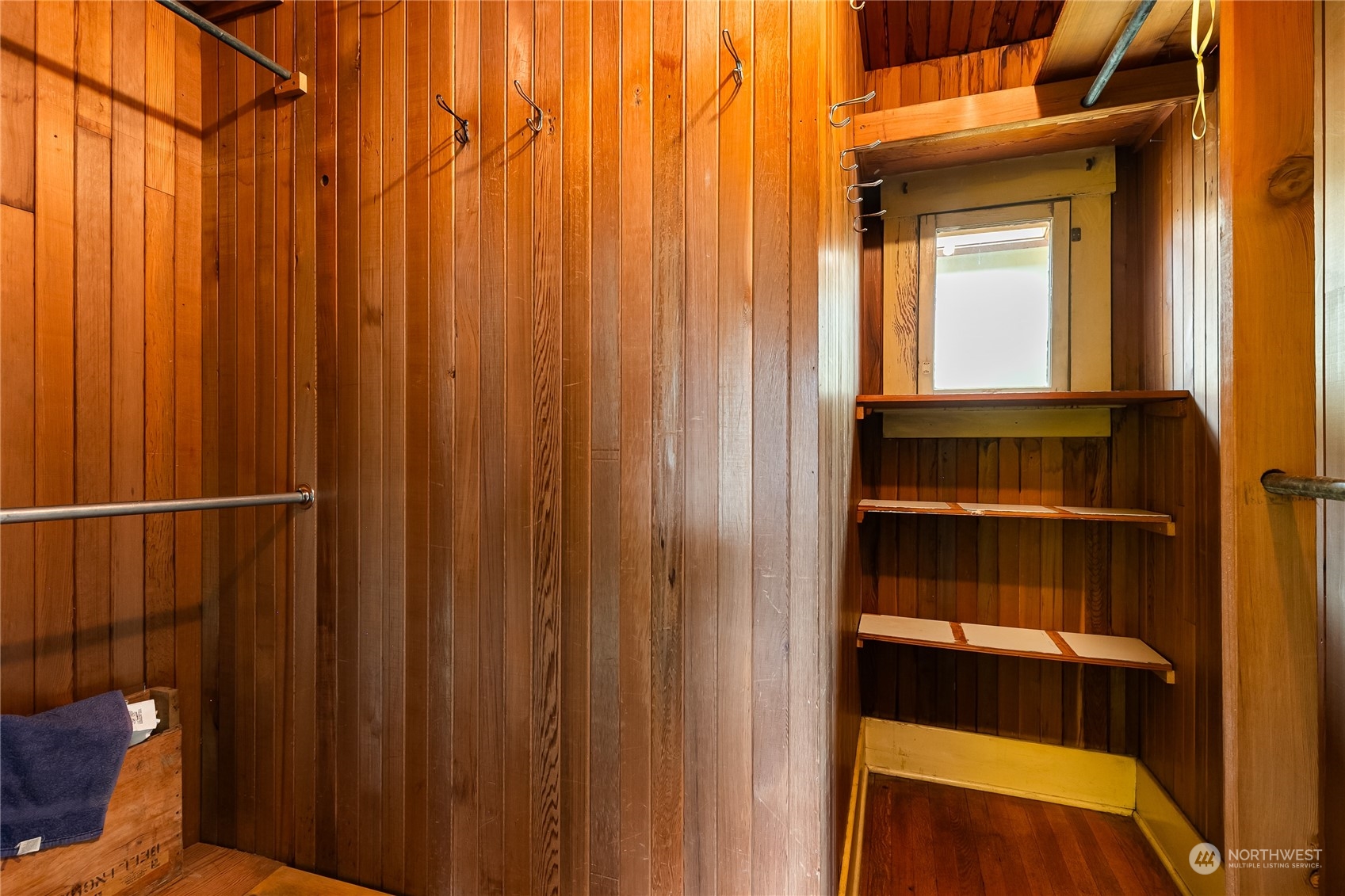 1015 14th Street Bellingham, WA 98225 - Photo 29 of 40 a view of walk in closet