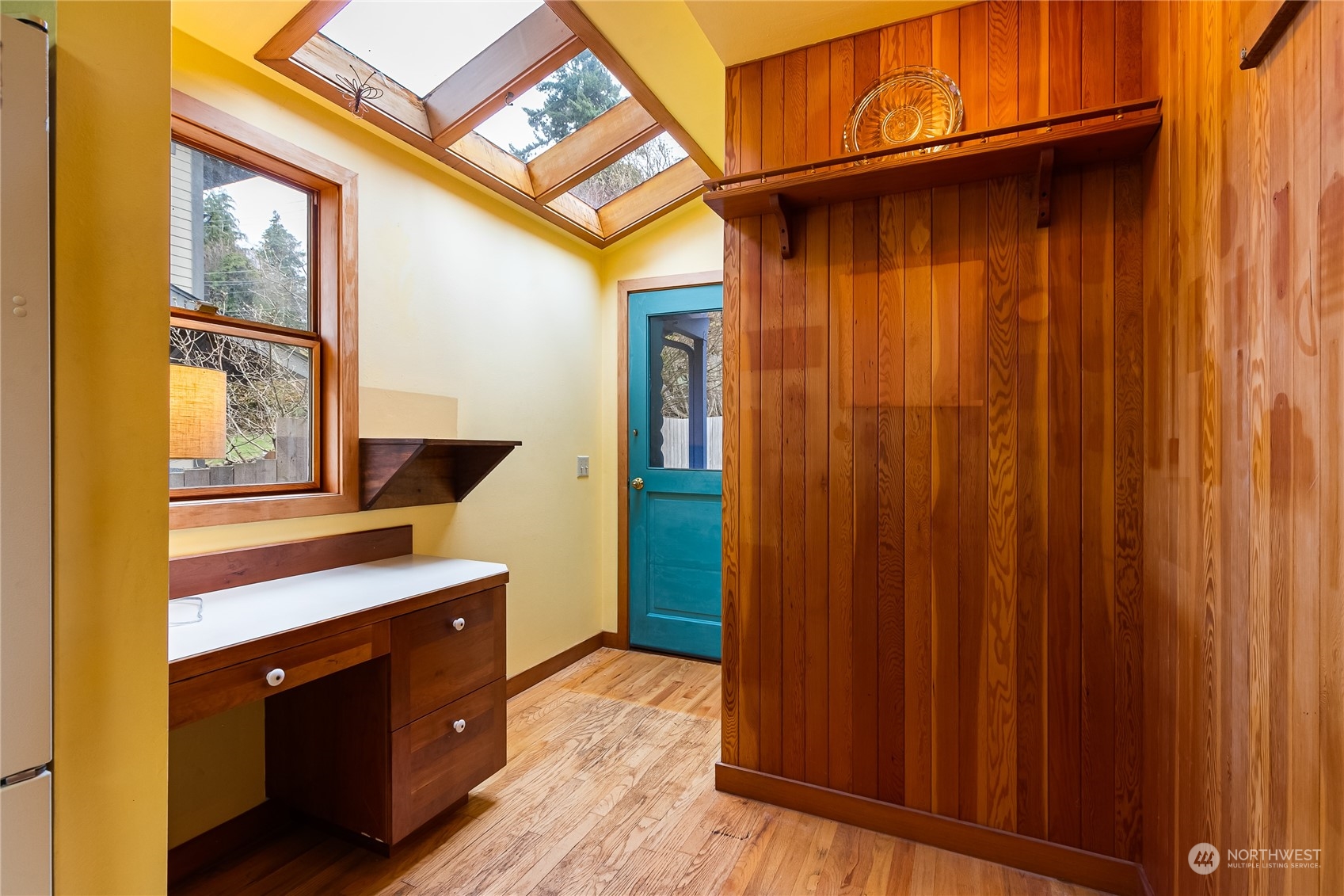 1015 14th Street Bellingham, WA 98225 - Photo 31 of 40 a view of an entryway with wooden floor