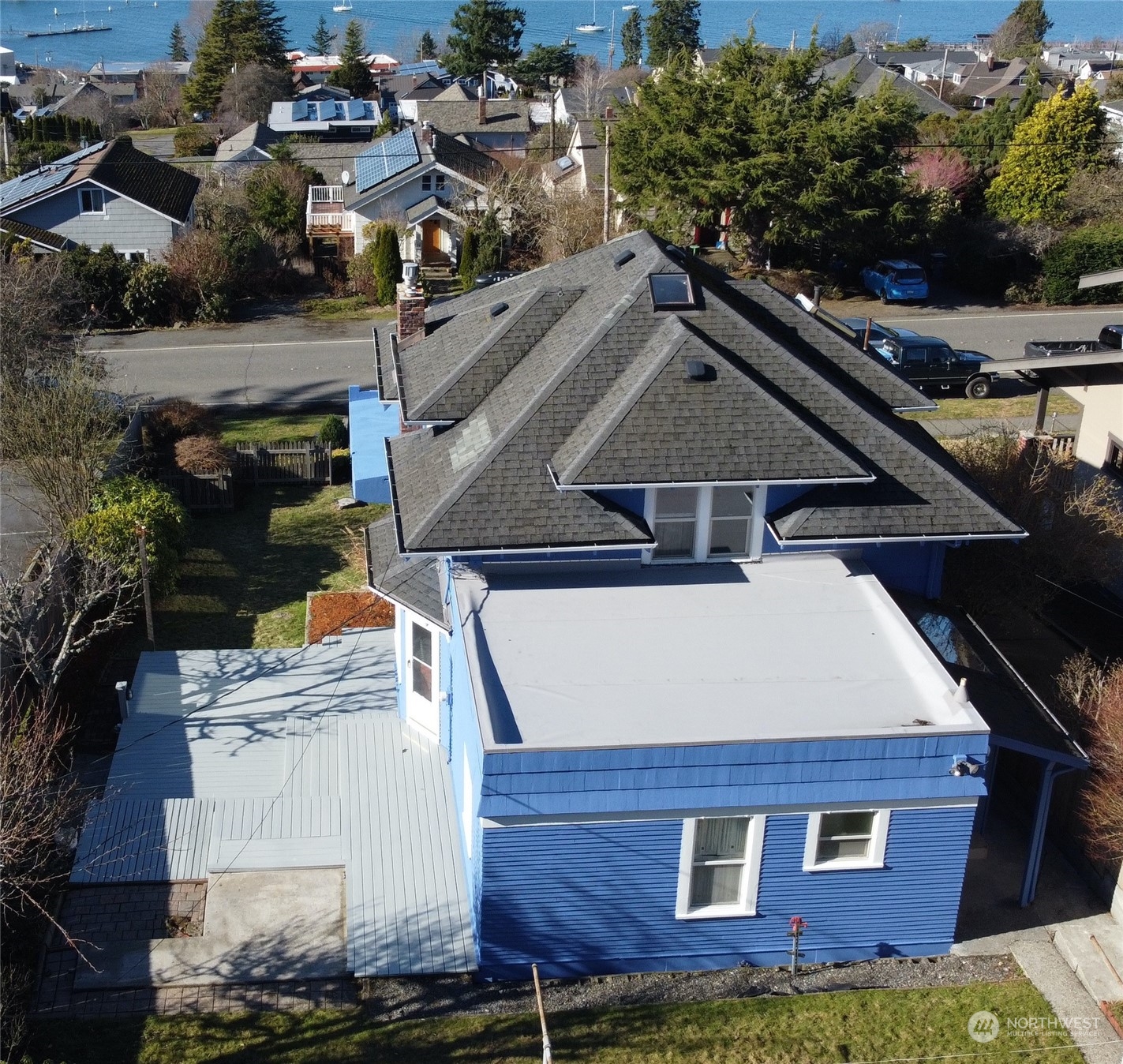 1015 14th Street Bellingham, WA 98225 - Photo 5 of 40 an aerial view of a house with a yard