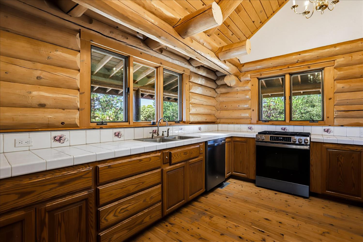 21748 Hyatt Road Nevada City, CA 95959 - Photo 13 of 83