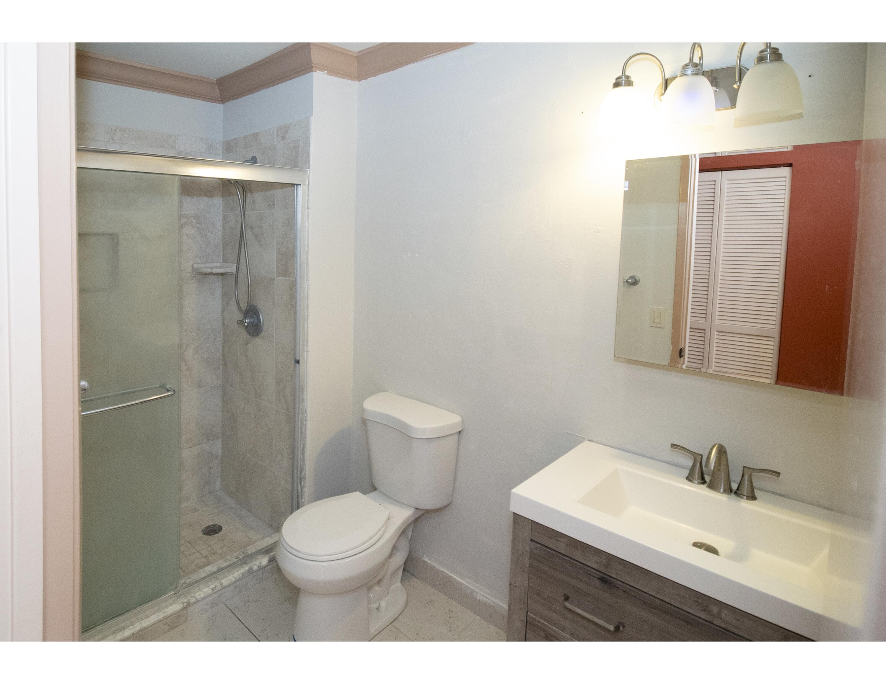 6335 Riverwalk Lane, Unit 7 Jupiter, FL 33458 - Photo 19 of 25 SHOWER ROOM 2