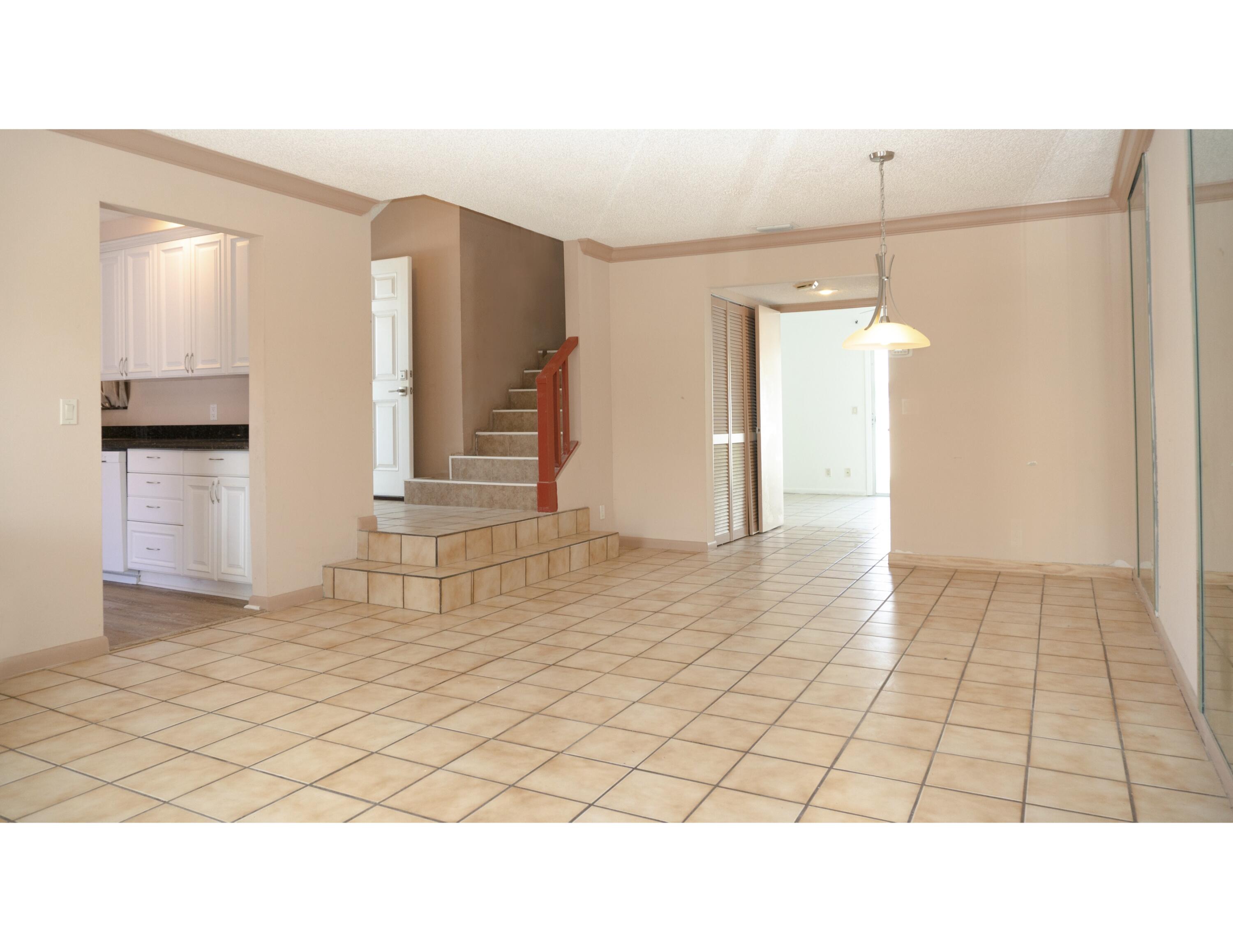 6335 Riverwalk Lane, Unit 7 Jupiter, FL 33458 - Photo 10 of 25 LIVING ROOM 01