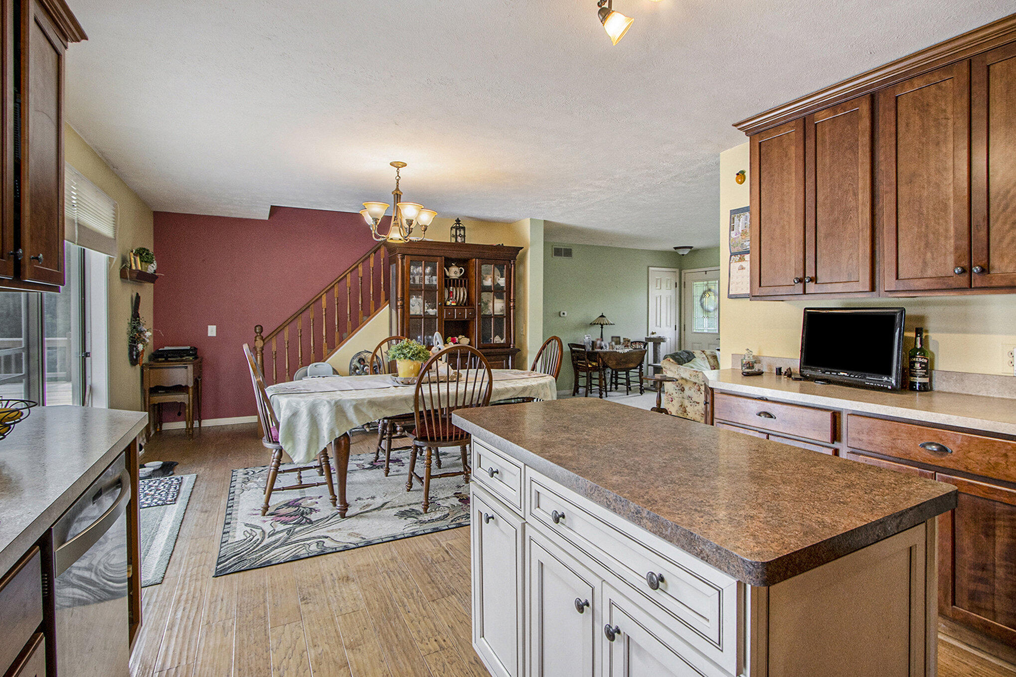 2727 Watkins Road Battle Creek, MI 49015 - Photo 14 of 42 014_2727watkins_17