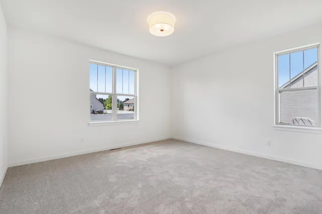 $525,900 | 2707 Mapleton Avenue, East Troy, WI 53120