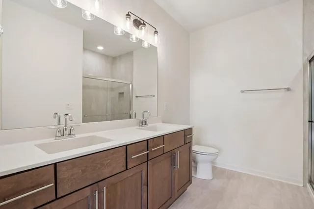 $525,900 | 2707 Mapleton Avenue, East Troy, WI 53120