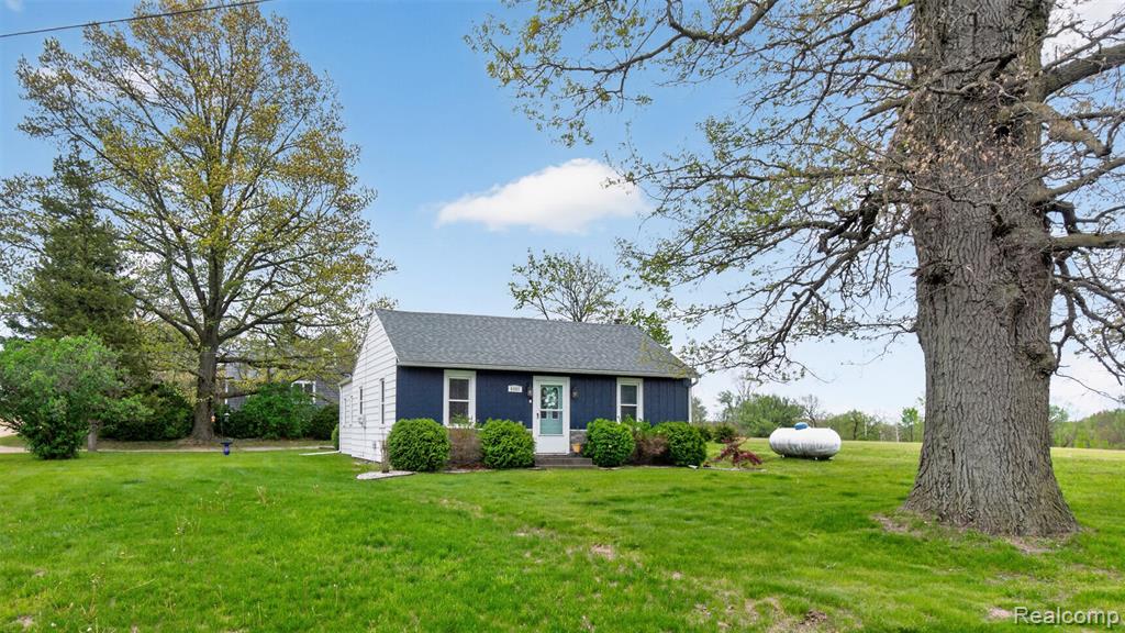 4901 Ann Arbor Road Jackson, MI 49201 - Photo 4 of 69